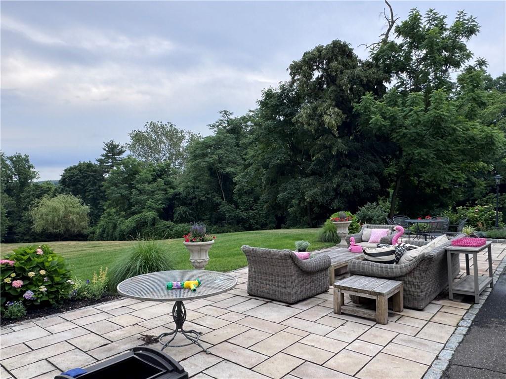 314 Mill Hill Road Out of NYC Nassau County NY 11765