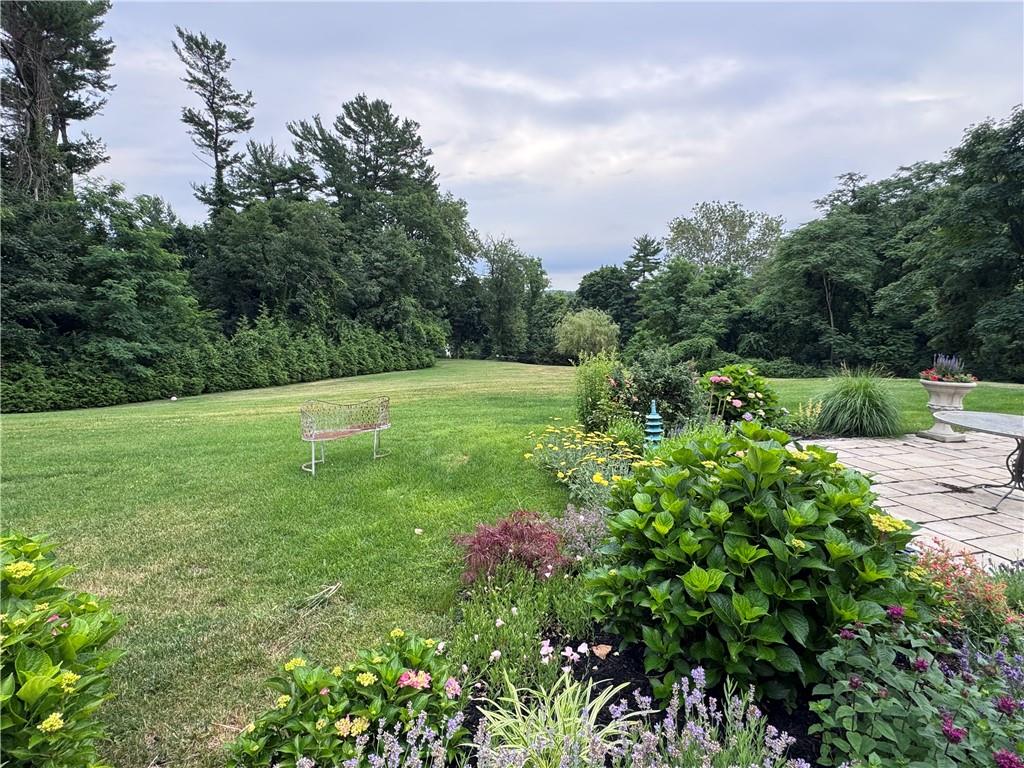 314 Mill Hill Road Out of NYC Nassau County NY 11765