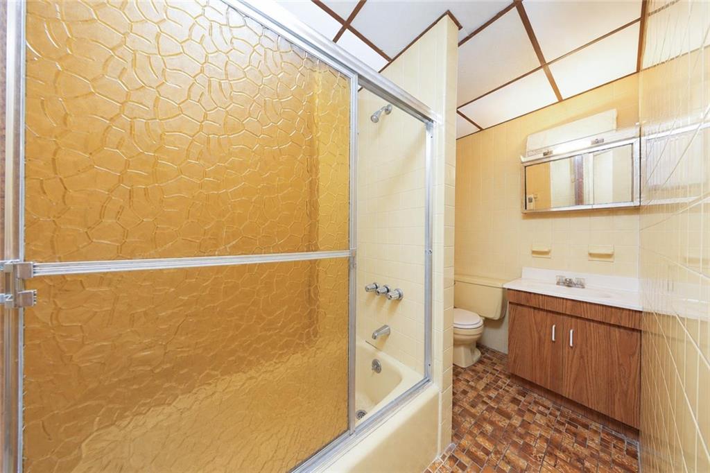 1259 78th Street Dyker Heights Brooklyn NY 11228