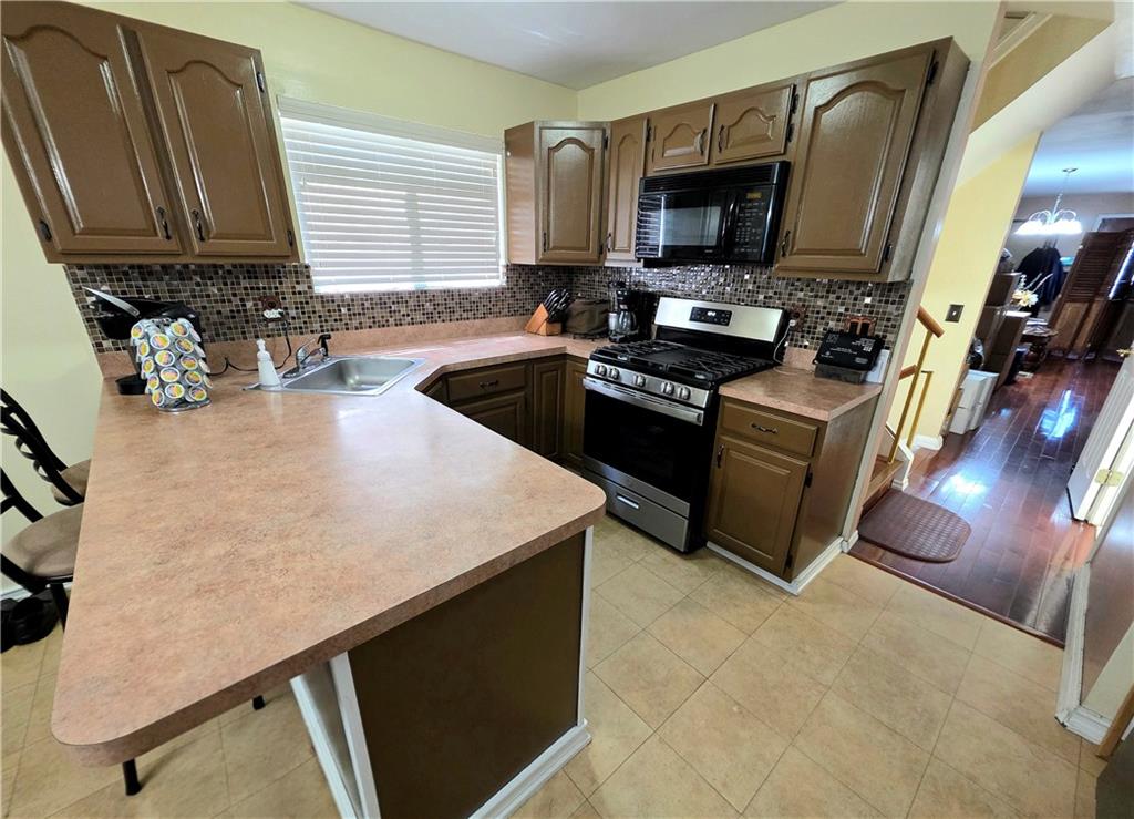 15 Bergen Beach Place Georgetown Brooklyn NY 11234