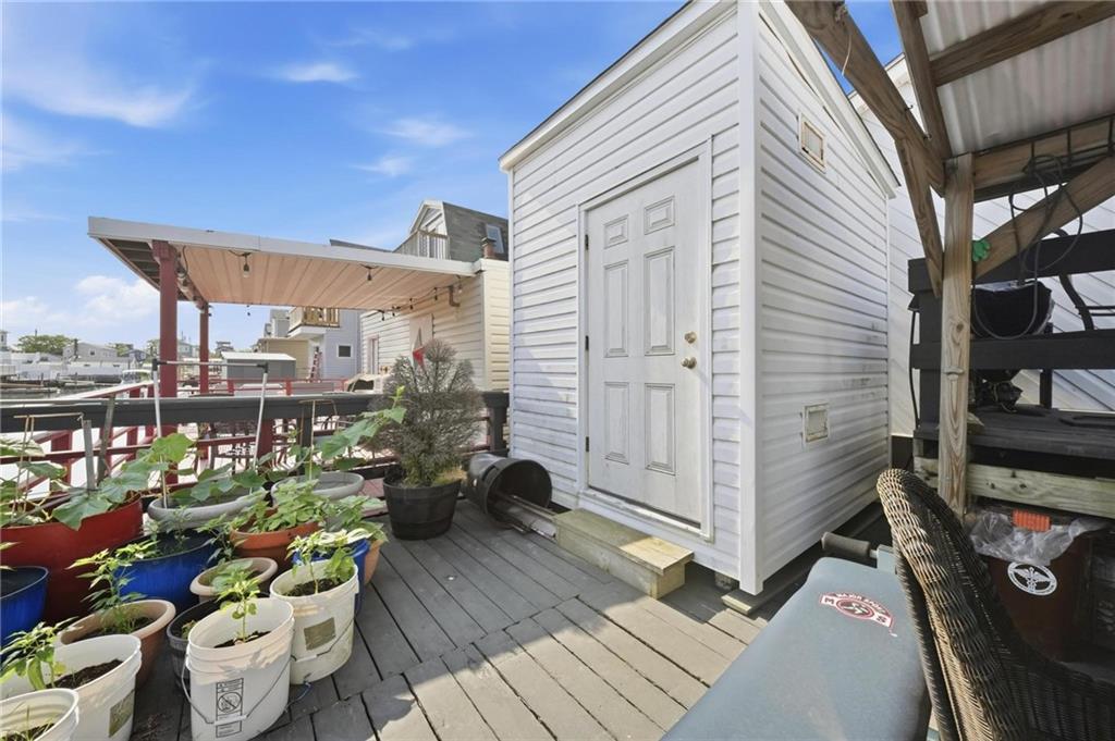 39 West 11th Road Broad Channel Broad Channel NY 11693