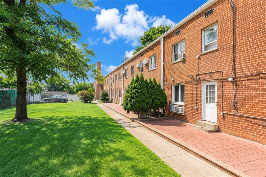 251 Bay 19th Street Bath Beach Brooklyn NY 11214