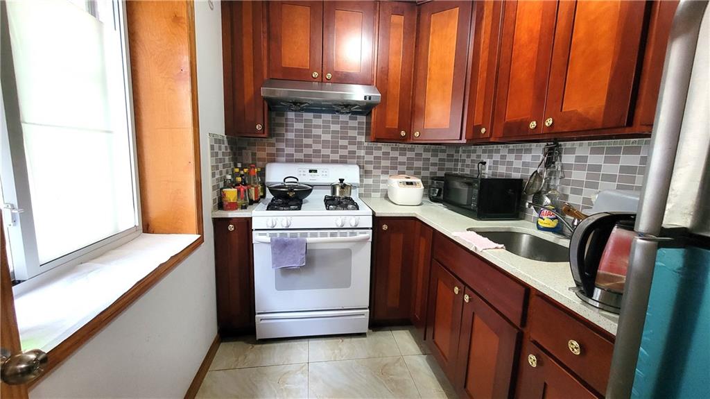 9014 51st Avenue Elmhurst Elmhurst NY 11373
