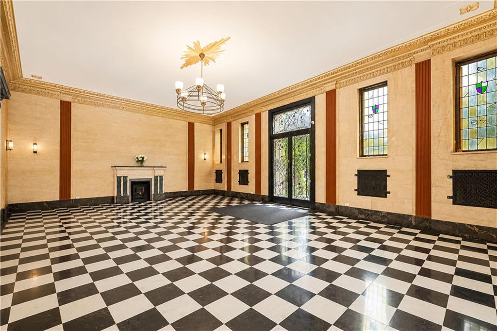 125 Eastern Parkway Prospect Heights Brooklyn NY 11238