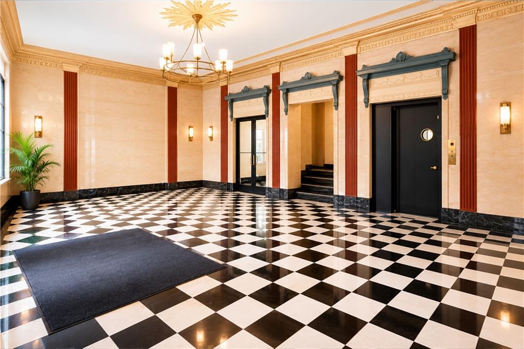 125 Eastern Parkway Prospect Heights Brooklyn NY 11238