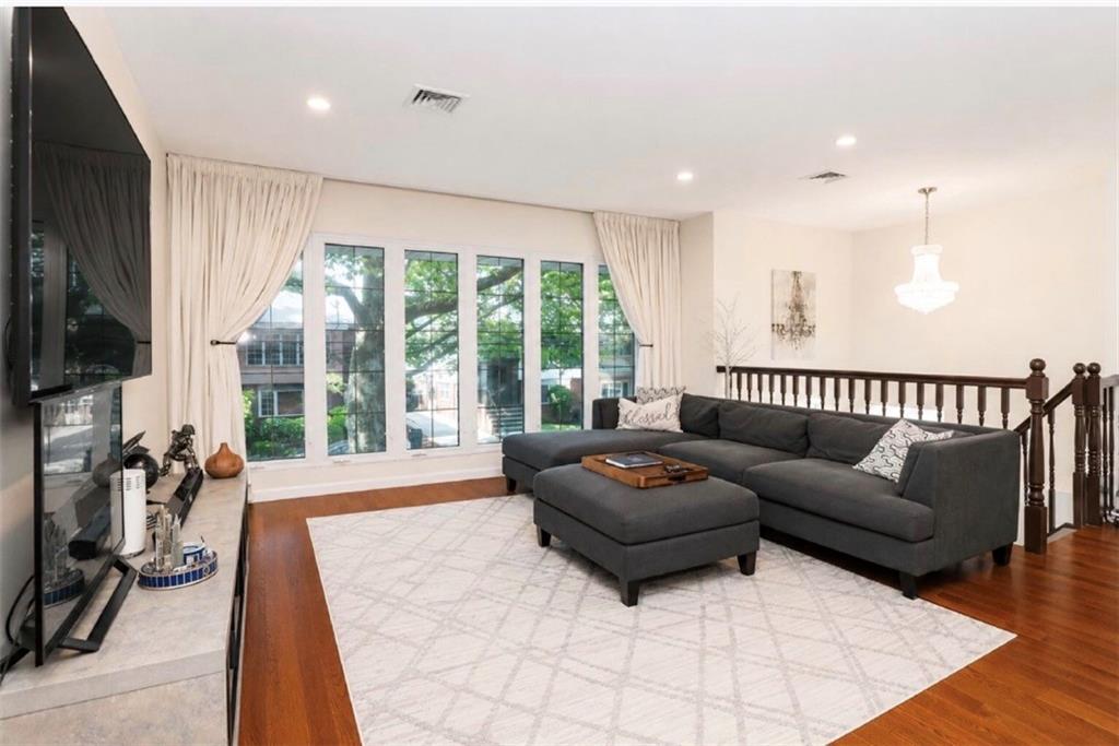 2209 East 57th Place Mill Basin Brooklyn NY 11234