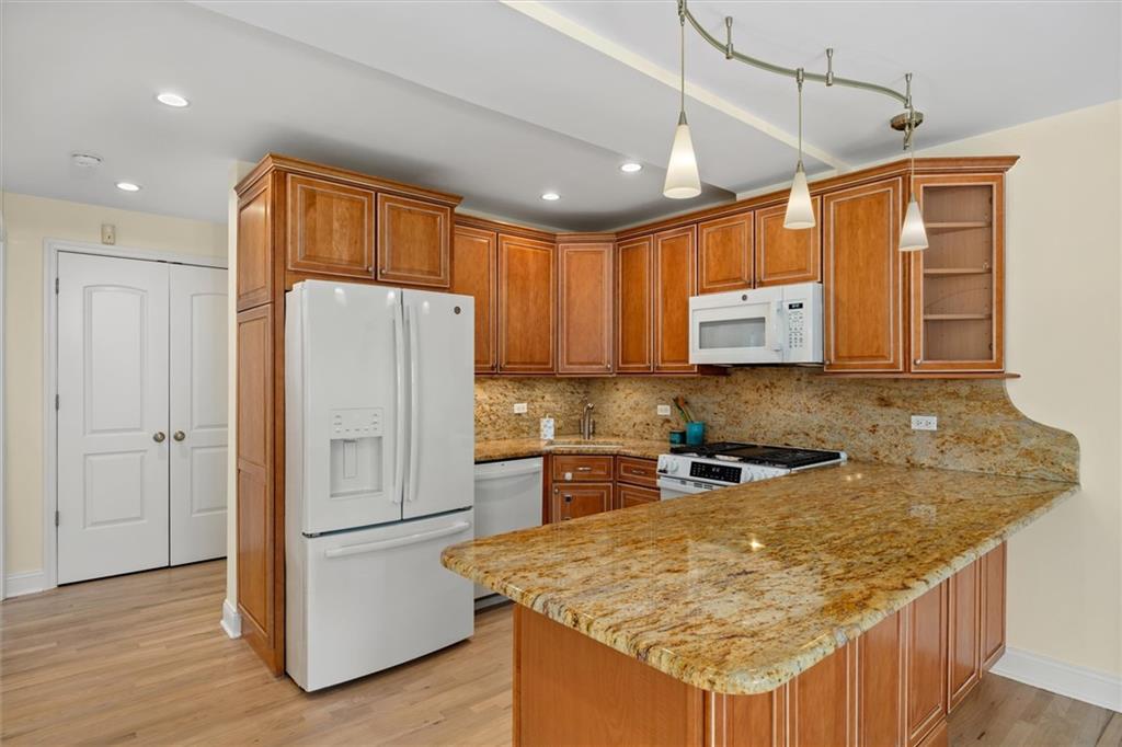 188 Beach 101st Street Rockaway Park Rockaway Park NY 11694