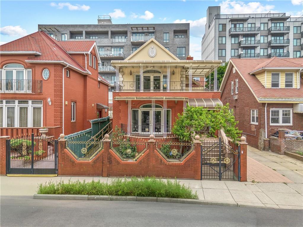 34 Amherst Street Manhattan Beach Brooklyn NY 11235