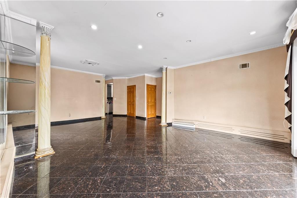 34 Amherst Street Manhattan Beach Brooklyn NY 11235
