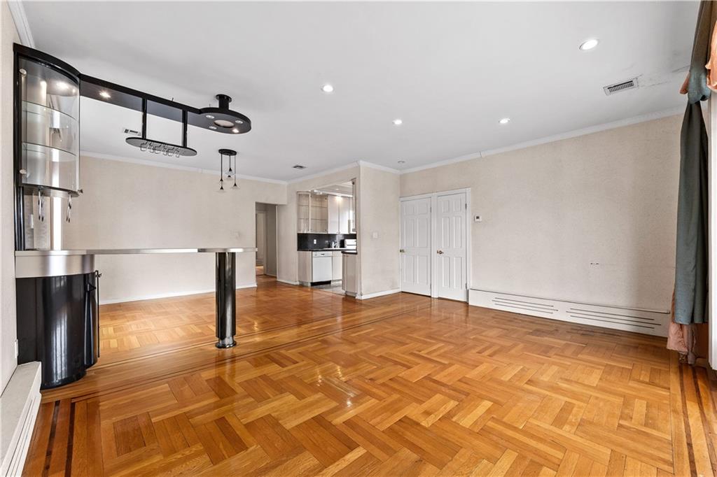 34 Amherst Street Manhattan Beach Brooklyn NY 11235