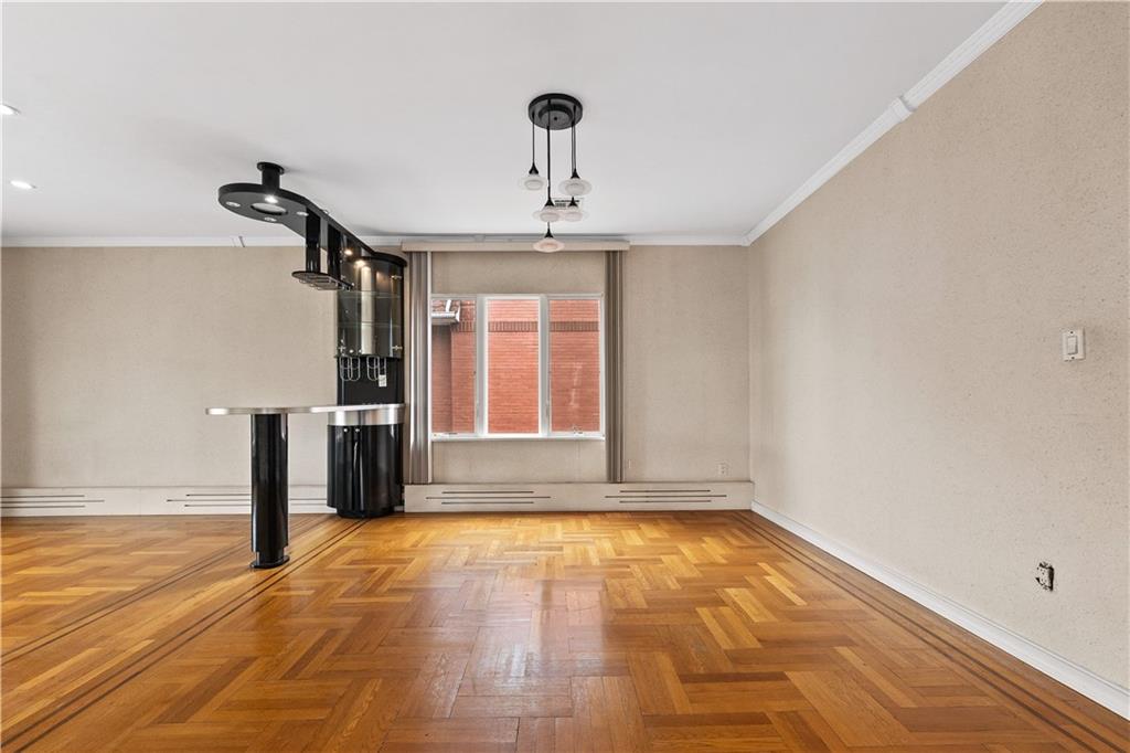 34 Amherst Street Manhattan Beach Brooklyn NY 11235