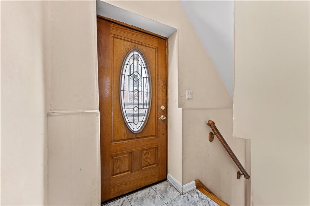 34 Amherst Street Manhattan Beach Brooklyn NY 11235