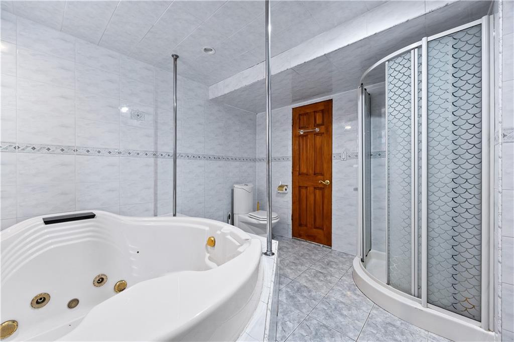 34 Amherst Street Manhattan Beach Brooklyn NY 11235