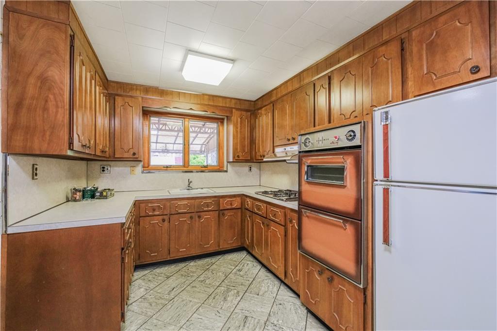 8887 16th Avenue Bath Beach Brooklyn NY 11214