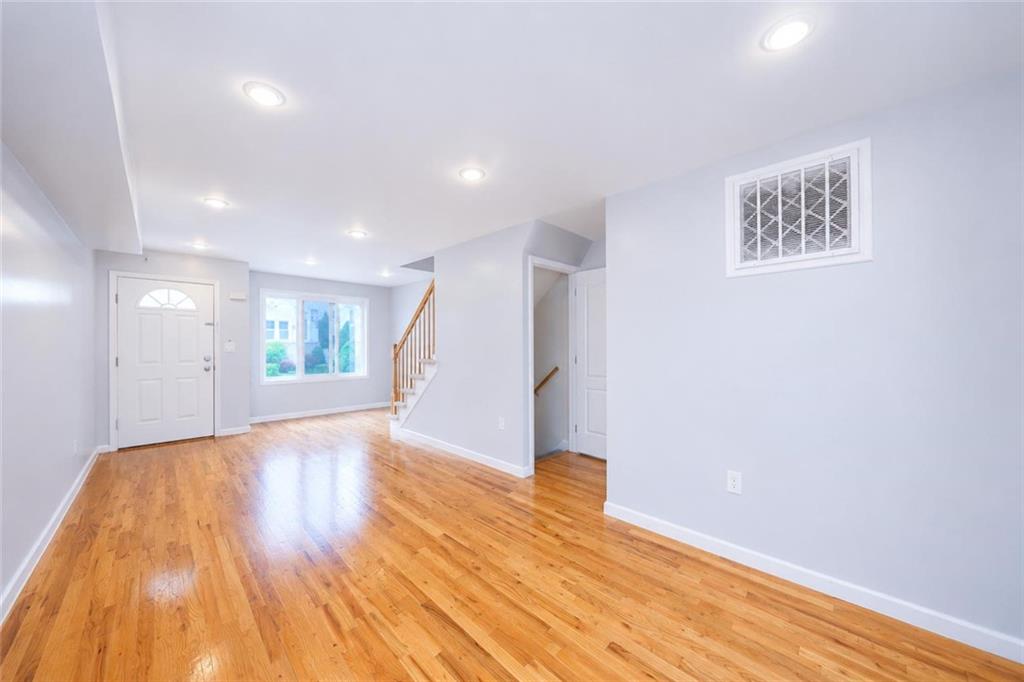 170 Maryland Avenue Rosebank Staten Island NY 10305