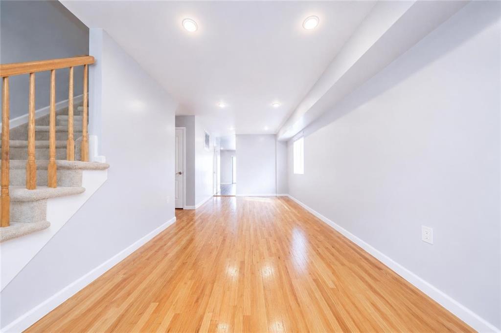 170 Maryland Avenue Rosebank Staten Island NY 10305