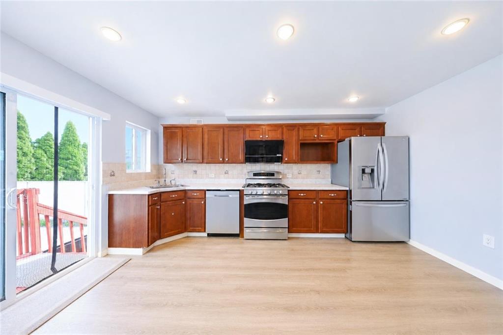 170 Maryland Avenue Rosebank Staten Island NY 10305