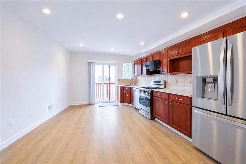 170 Maryland Avenue Rosebank Staten Island NY 10305