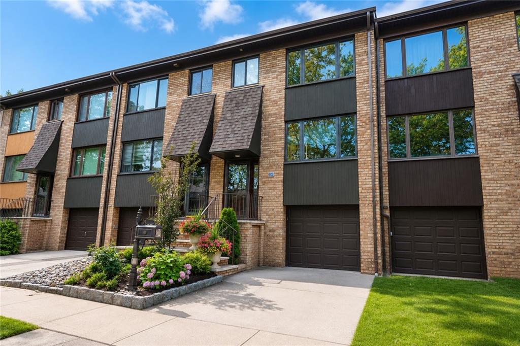 67 Claradon Lane Grasmere Staten Island NY 10305