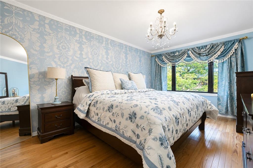 67 Claradon Lane Grasmere Staten Island NY 10305