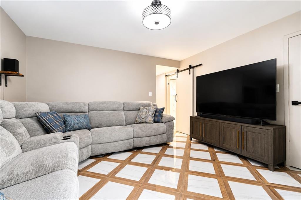 67 Claradon Lane Grasmere Staten Island NY 10305