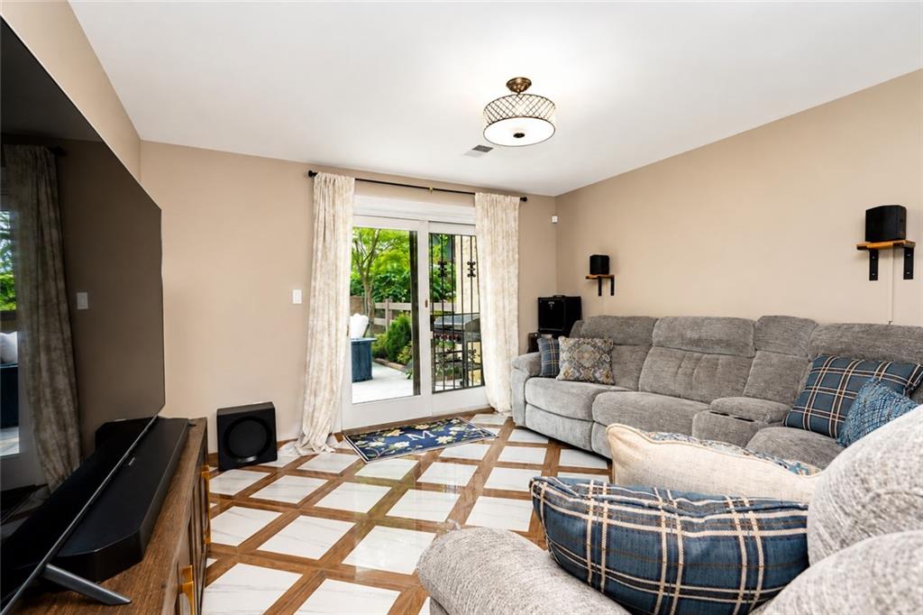 67 Claradon Lane Grasmere Staten Island NY 10305