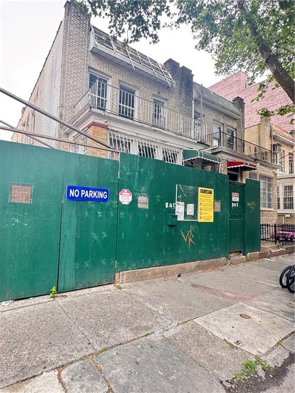 847 59th Street Sunset Park Brooklyn NY 11220