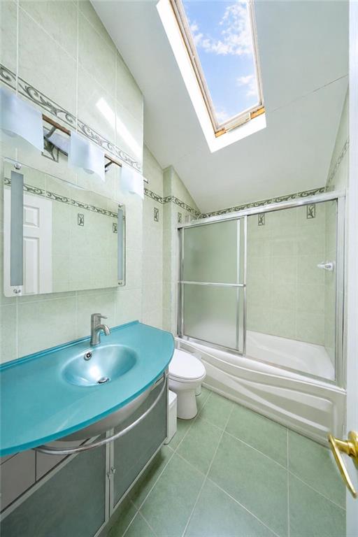 104 linwood Avenue Arrochar Brooklyn NY 10305