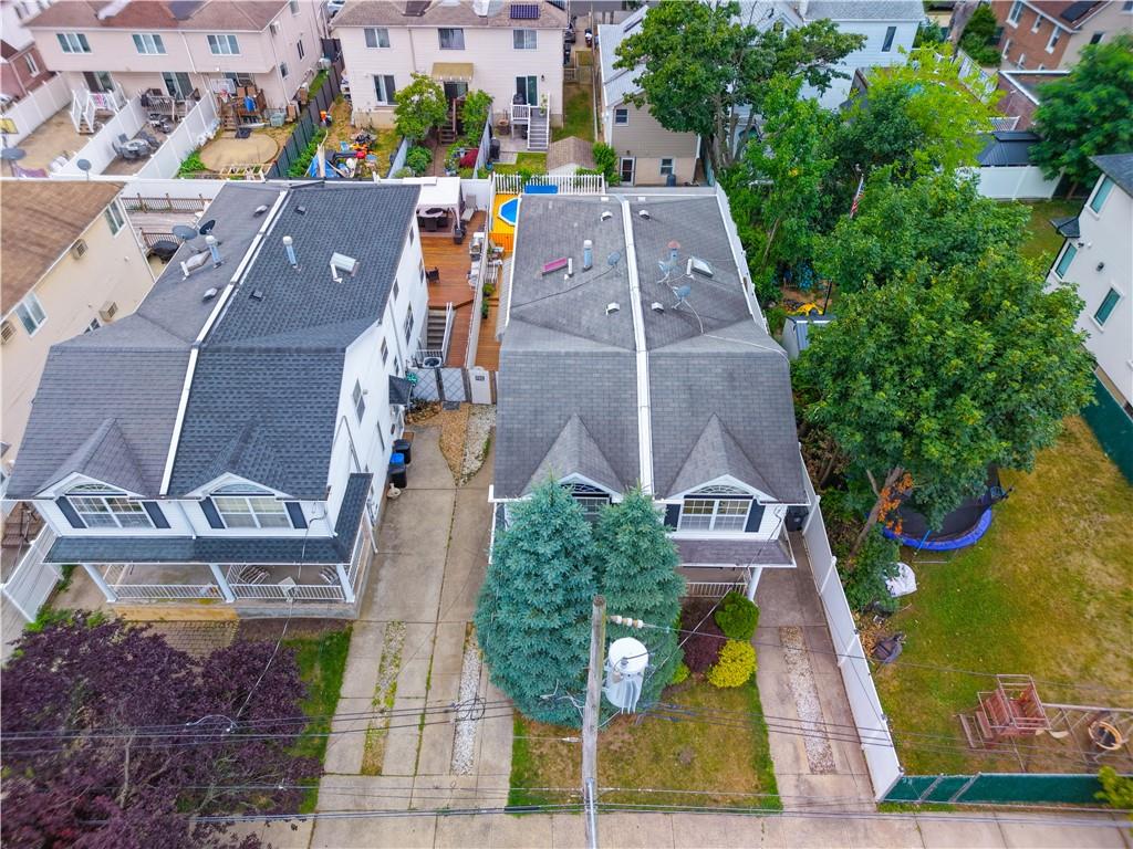 104 linwood Avenue Arrochar Brooklyn NY 10305