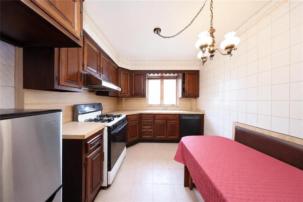95 A 71st Street Bay Ridge Brooklyn NY 11209