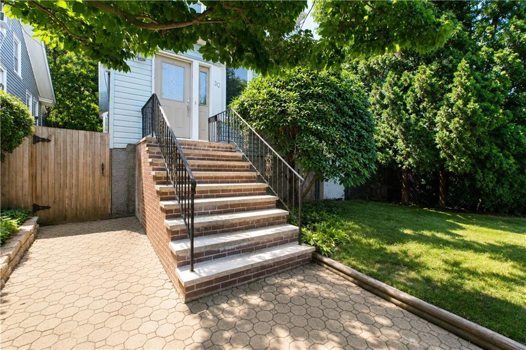 30 East Buchanan Street New Brighton Staten Island NY 10301