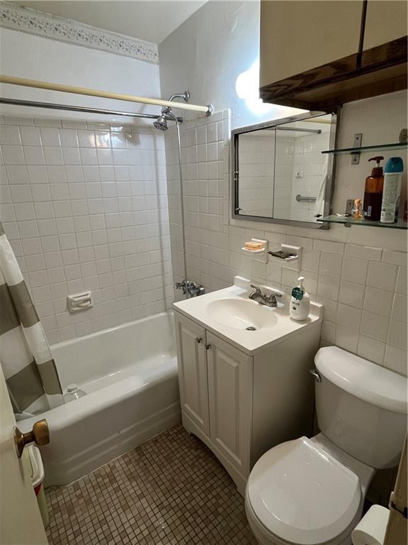35-20 Leverich Street Jackson Heights Queens NY 11372