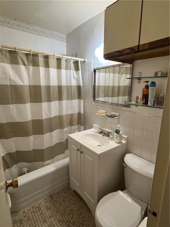 35-20 Leverich Street Jackson Heights Queens NY 11372
