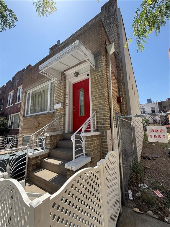 824 59th Street Sunset Park Brooklyn NY 11220