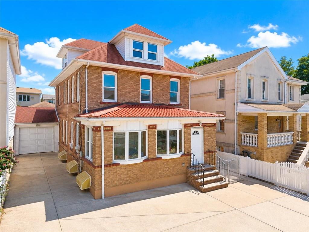 69 Windom Avenue Arrochar Staten Island NY 10305