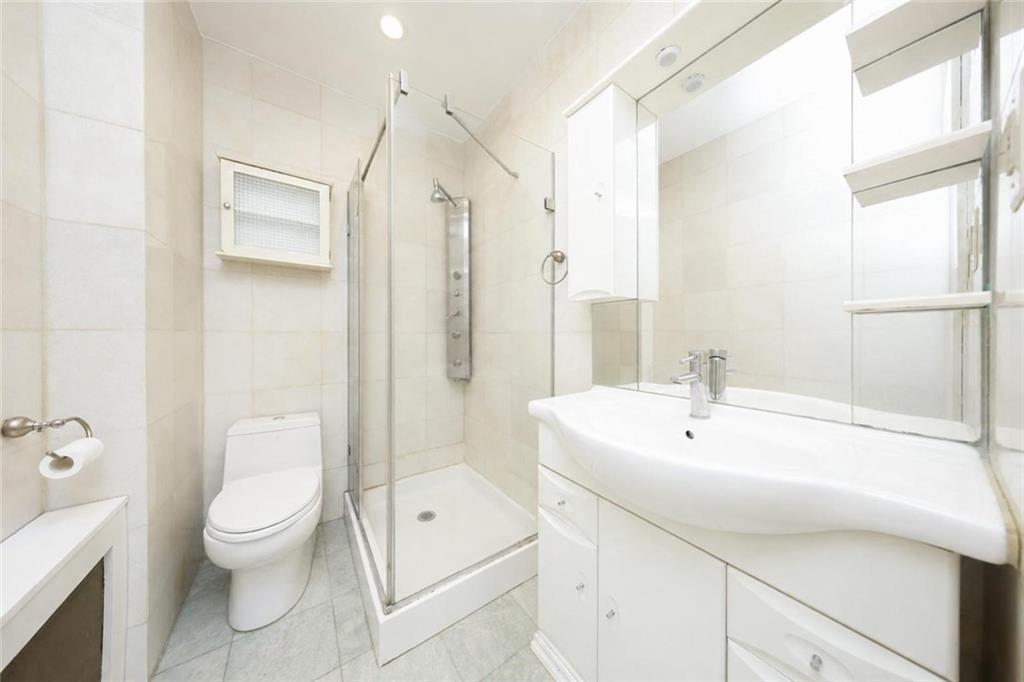 69 Windom Avenue Arrochar Staten Island NY 10305