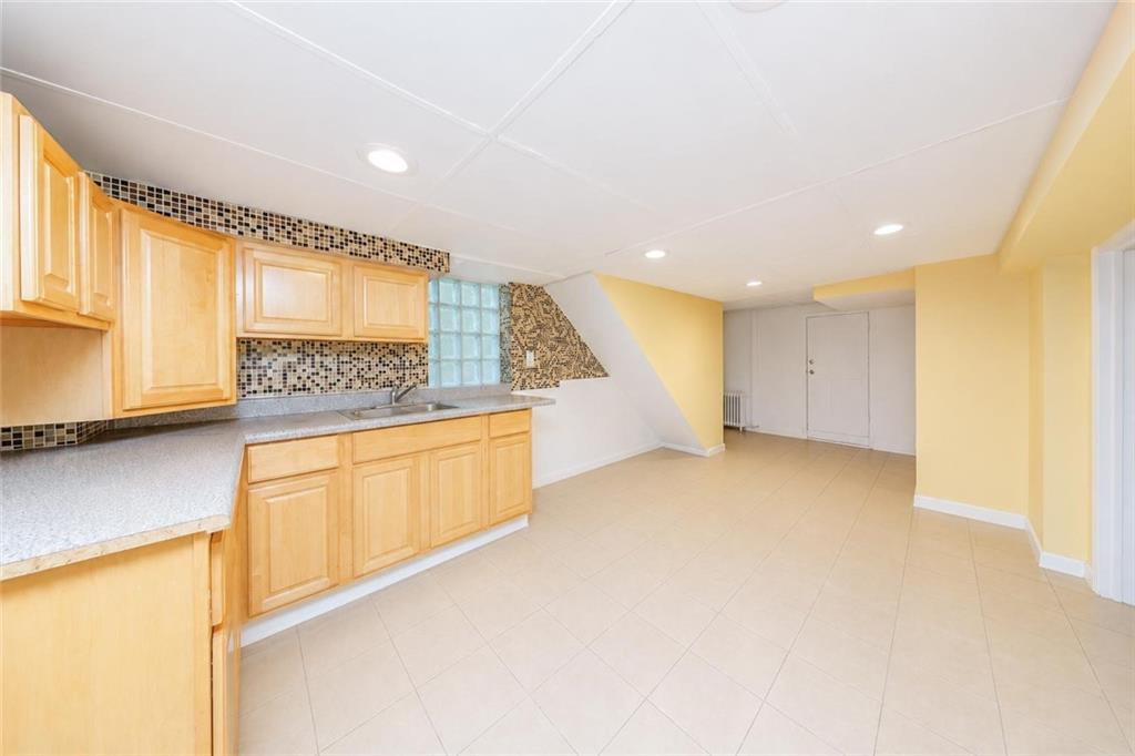 69 Windom Avenue Arrochar Staten Island NY 10305