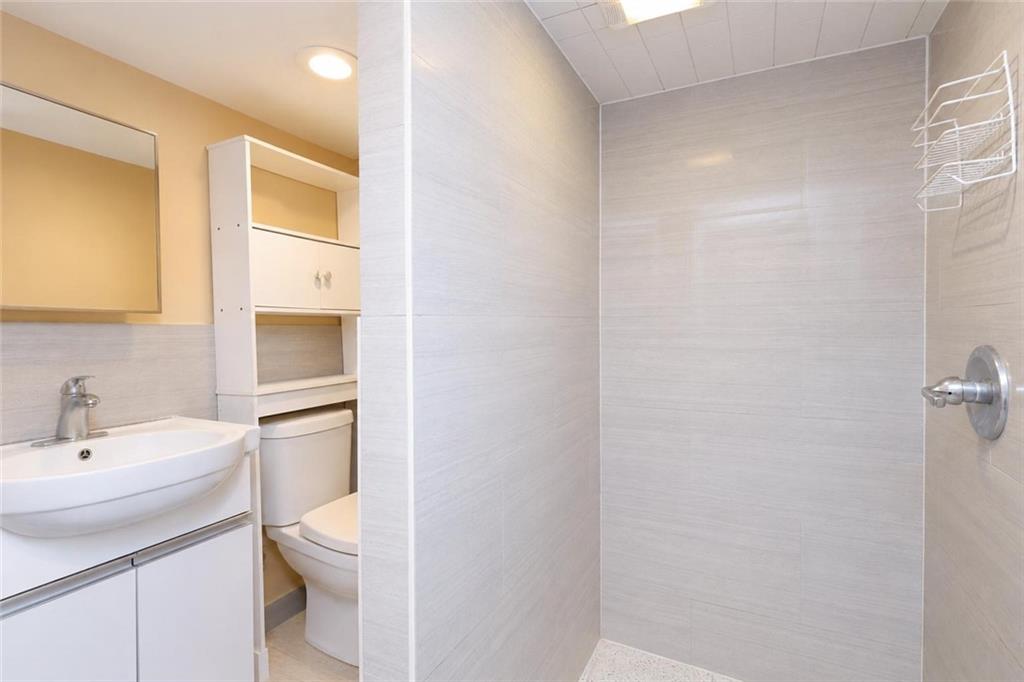 69 Windom Avenue Arrochar Staten Island NY 10305