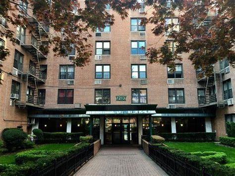 1213 Ave Z Avenue Sheepshead Bay Brooklyn NY 11235