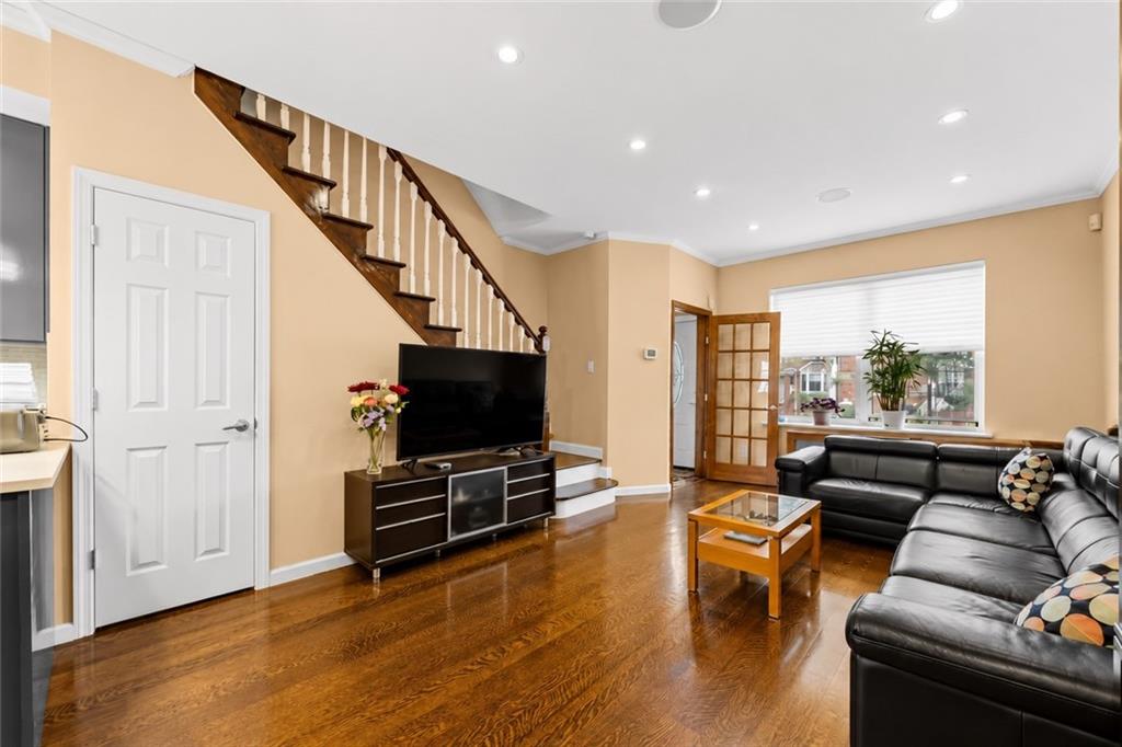 328 Bay 13 Street Bath Beach Brooklyn NY 11214