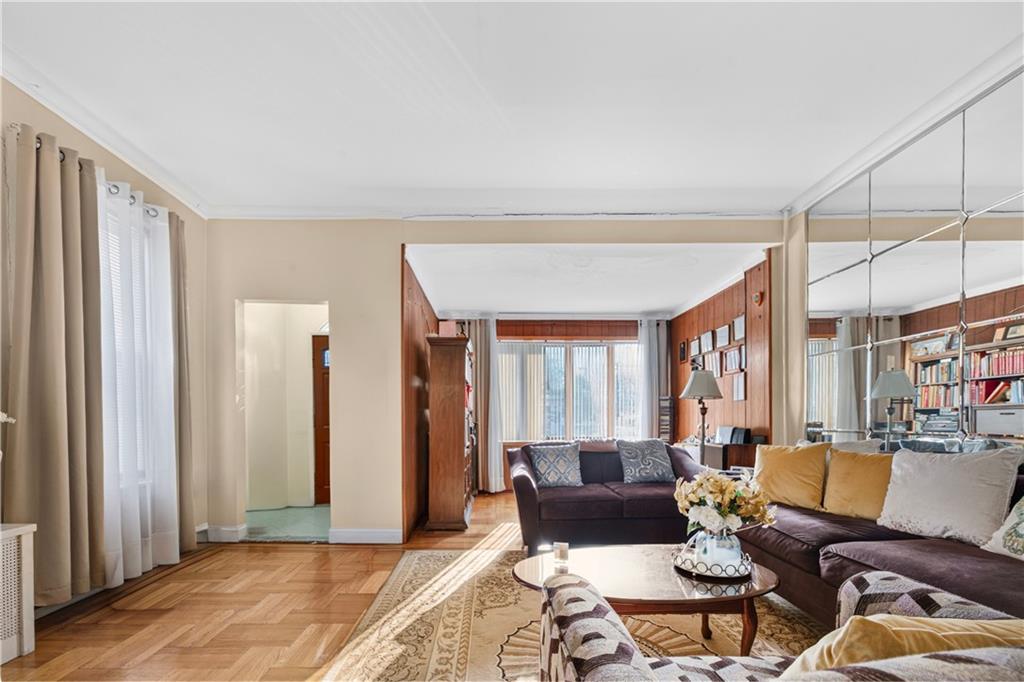 467 E 54th Street East Flatbush Brooklyn NY 11203