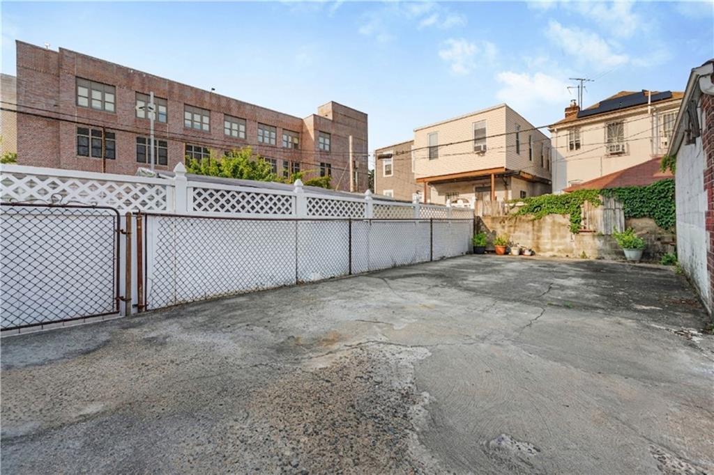 467 E 54th Street East Flatbush Brooklyn NY 11203