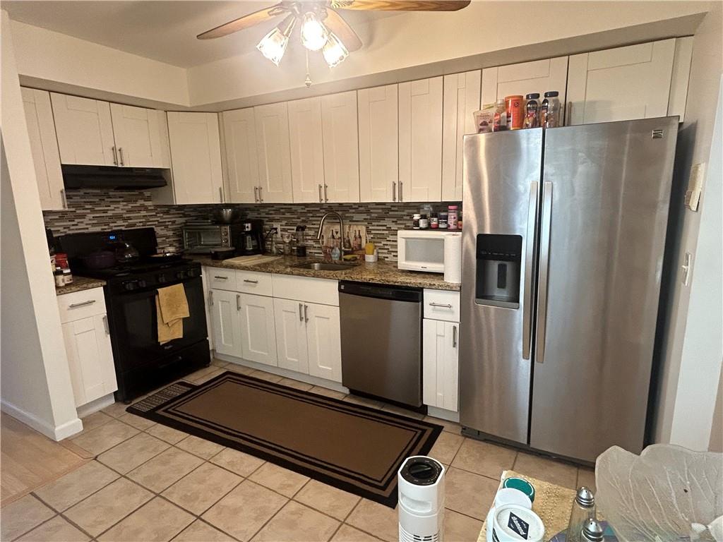 165A LAMPED Loop New Springville Staten Island NY 10314