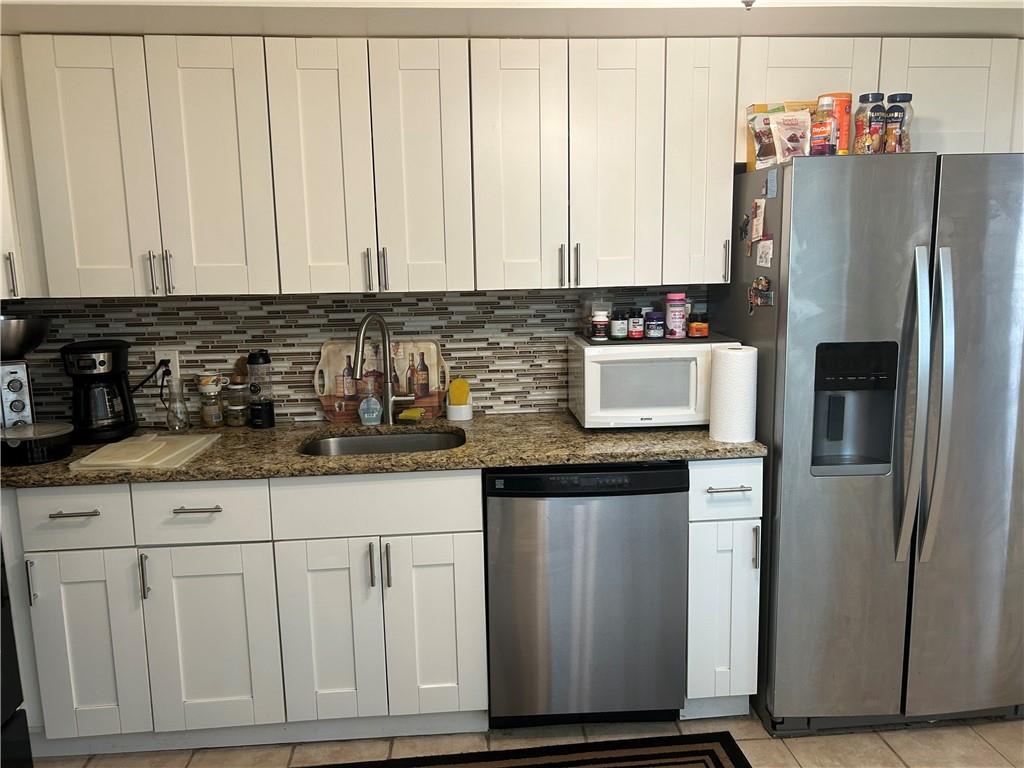 165A LAMPED Loop New Springville Staten Island NY 10314