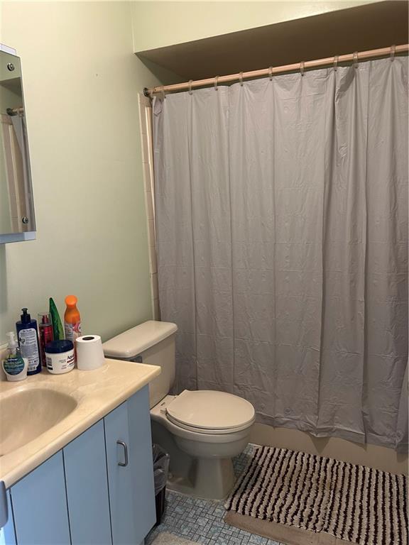165A LAMPED Loop New Springville Staten Island NY 10314
