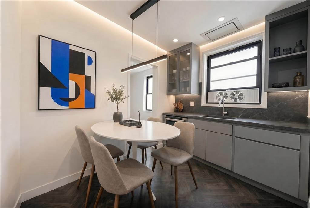 110 Shore Boulevard Manhattan Beach Brooklyn NY 11235