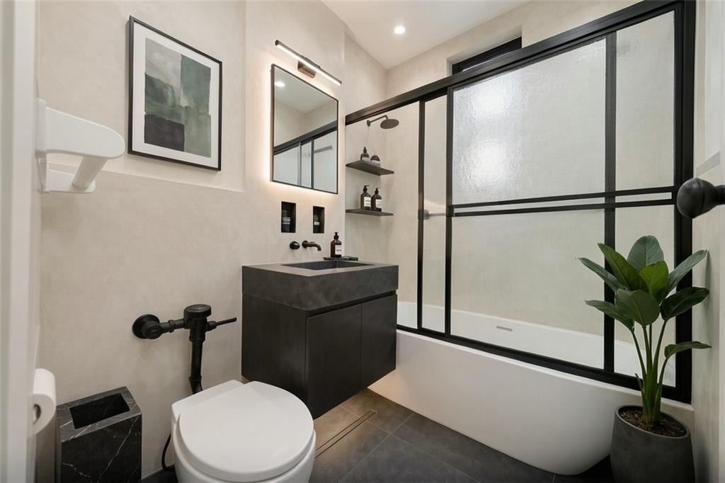 110 Shore Boulevard Manhattan Beach Brooklyn NY 11235