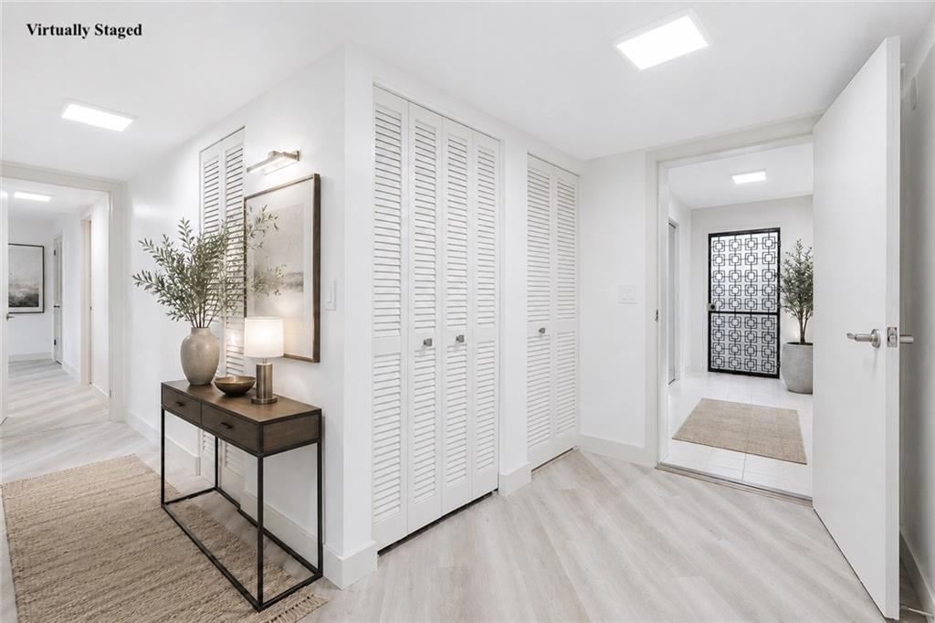 3590 Ocean Boulevard Out of NYC Other XX 33480