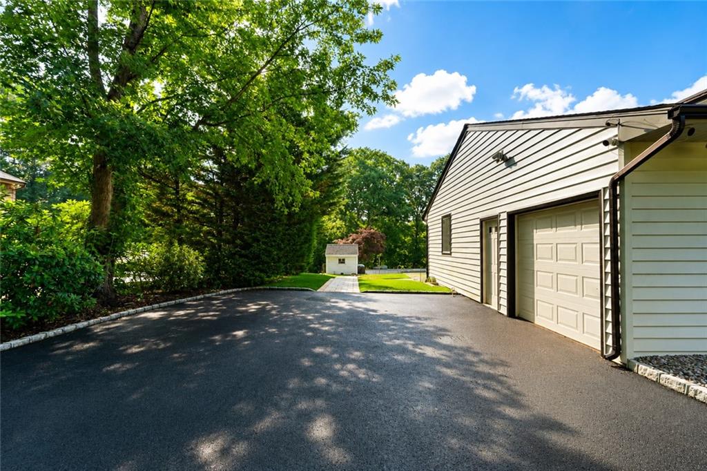 97 Buttonwood Drive Out of NYC Huntington Station NY 11746