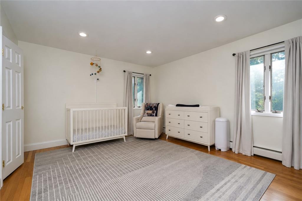 97 Buttonwood Drive Out of NYC Huntington Station NY 11746